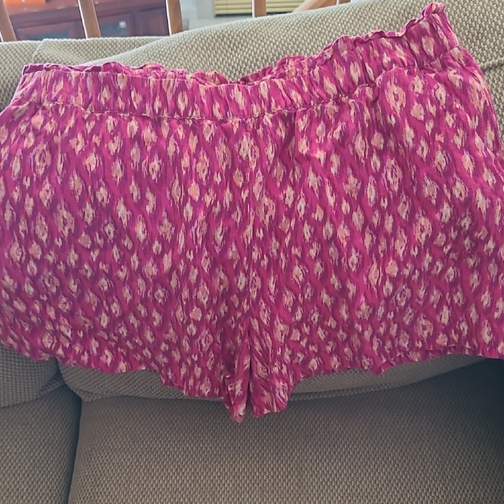 LOFT Pink Patterned Women Shorts